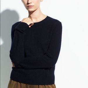 🔥 VINCE 100% CASHMERE SEAM FRONT crew SWEA…